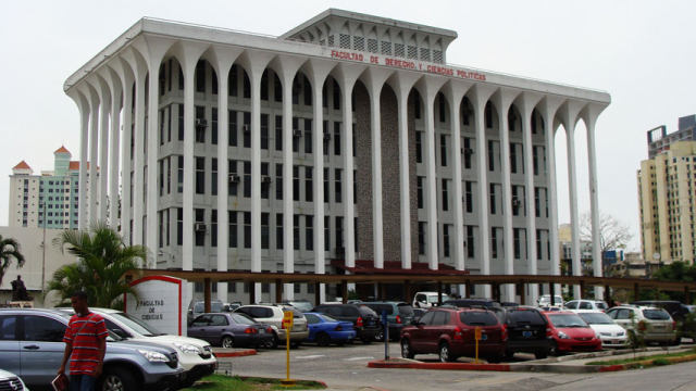 Facultad de Derecho y Ciencias Políticas