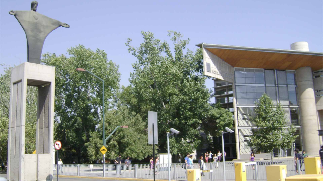 Pontificia Universidad Católica de Chile